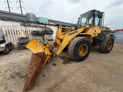 2005 KOMATSU WA320-6 - view 7 of 34