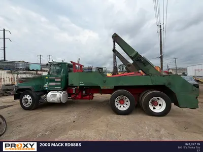 2000 MACK RD688S - view 4 of 34