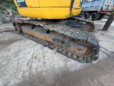 2016 KOMATSU PC228USLC-10 - view 20 of 35
