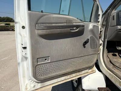 2000 FORD F750 SUPER DUTY - view 8 of 36