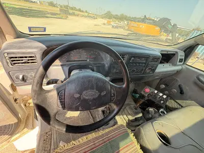 2000 FORD F750 SUPER DUTY - view 10 of 36