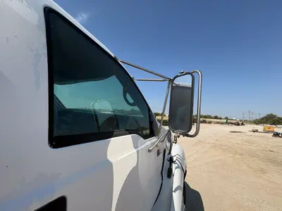 2000 FORD F750 SUPER DUTY - view 20 of 36