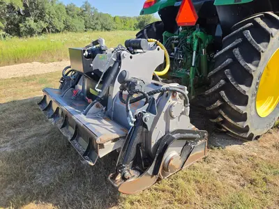 2023 JOHN DEERE 6140M - view 13 of 25