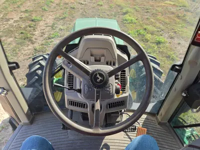 2023 JOHN DEERE 6140M - view 14 of 25