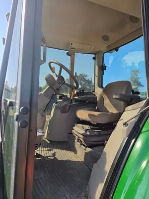 2023 JOHN DEERE 6140M - view 10 of 25