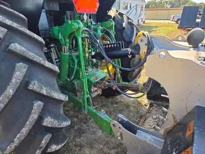 2023 JOHN DEERE 6140M - view 11 of 25