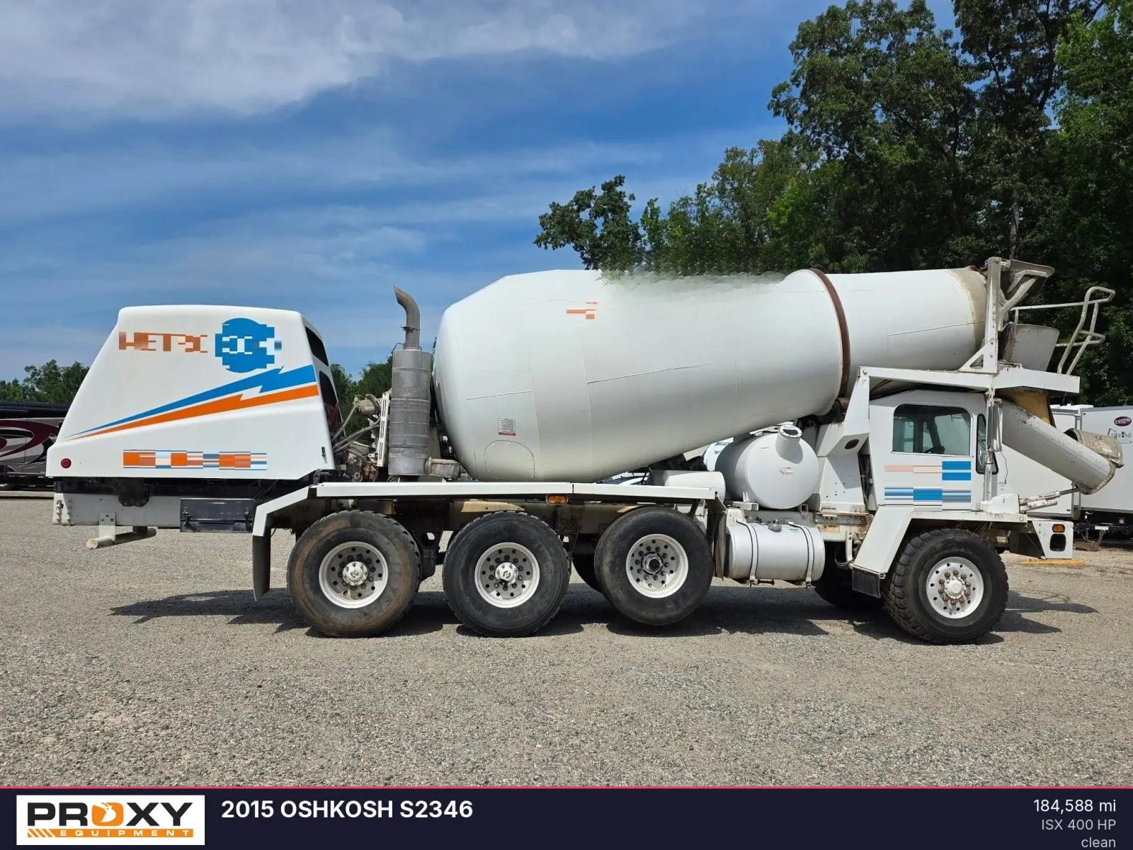 2015 OSHKOSH S2346
