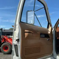 1994 GMC TOPKICK - view 9 of 18
