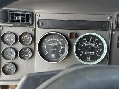 2009 KENWORTH T370 - view 18 of 27