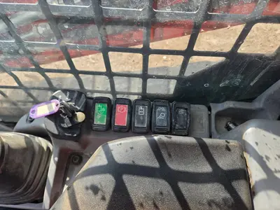 2021 KUBOTA svl 65-2 - view 13 of 22