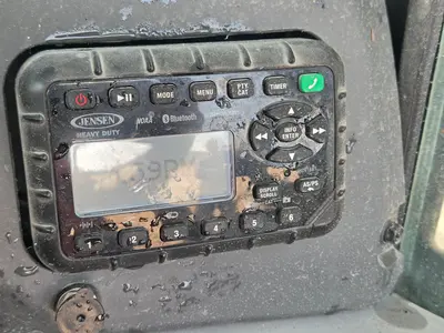 2021 KUBOTA svl 65-2 - view 15 of 22