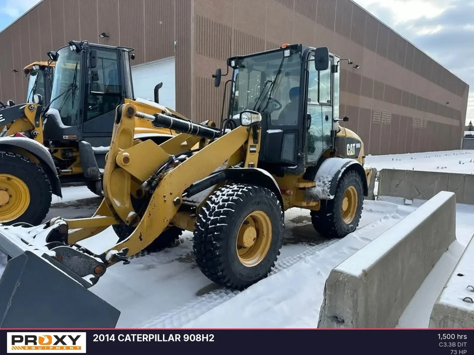 2014 CATERPILLAR 908H2