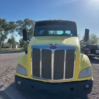 2017 PETERBILT 579 - view 13 of 45