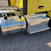 2017 PETERBILT 579 - view 18 of 26