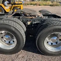 2017 PETERBILT 579 - view 19 of 26