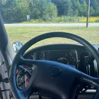2023 FREIGHTLINER M2 106 - view 8 of 37