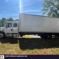 2023 FREIGHTLINER M2 106 - view 5 of 42