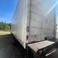 2023 FREIGHTLINER M2 106 - view 8 of 42