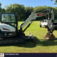 2021 BOBCAT E60 - view 2 of 17