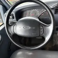 1999 FORD F550 - view 11 of 33
