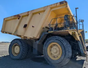 2009 KOMATSU HD785-7 - view 2 of 25