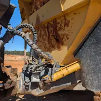 2014 KOMATSU HM400-3 - view 12 of 32
