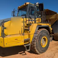 2014 KOMATSU HM400-3 - view 3 of 32