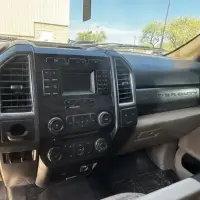 2017 FORD F-250 - view 10 of 13