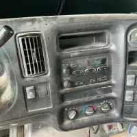 2006 GMC C5500 - view 14 of 16