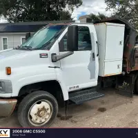 2006 GMC C5500 - view 2 of 16