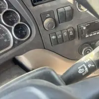 2022 Peterbilt 579 - view 16 of 26