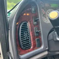 2022 FREIGHTLINER M2 106 - view 13 of 34