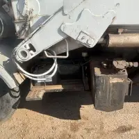 2002 MACK MR690S - view 10 of 23