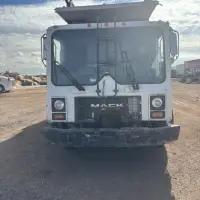2002 MACK MR690S - view 2 of 23