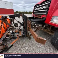 2017 MACK GRANITE GU713 - view 3 of 47