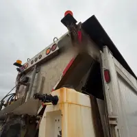 2017 MACK GRANITE GU713 - view 12 of 47