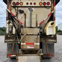 2017 MACK GRANITE GU713 - view 10 of 47