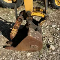 2009 KOMATSU PC35MR-2 - view 5 of 16