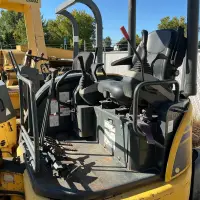 2009 KOMATSU PC35MR-2 - view 6 of 16