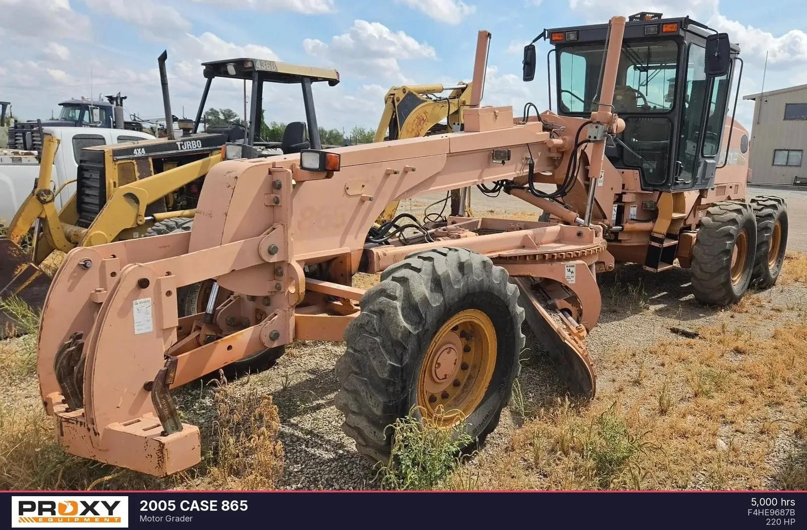 2005 CASE 865
