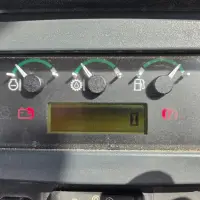 2004 DEERE 710G - view 8 of 18