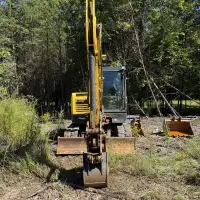 2020 New Holland E60C - view 3 of 20