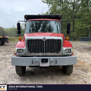 2004 INTERNATIONAL 7300 - view 3 of 19