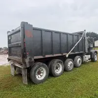 2006 FREIGHTLINER FLD120SD - view 5 of 22