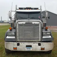 2006 FREIGHTLINER FLD120SD - view 9 of 22