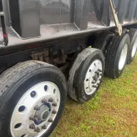 2006 FREIGHTLINER FLD120SD - view 12 of 22