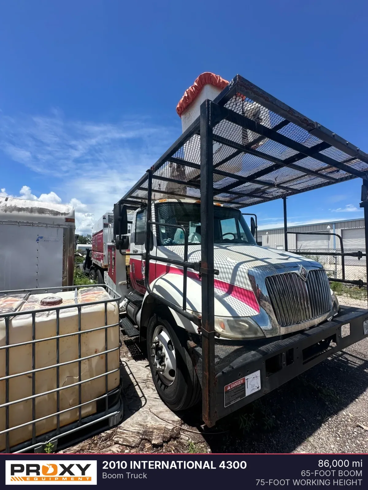 2010 INTERNATIONAL 4300