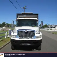 2016 INTERNATIONAL 4300 - view 3 of 19