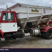 1995 INTERNATIONAL 4900 - view 5 of 36