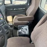 2007 FREIGHTLINER COLUMBIA 120 - view 7 of 15